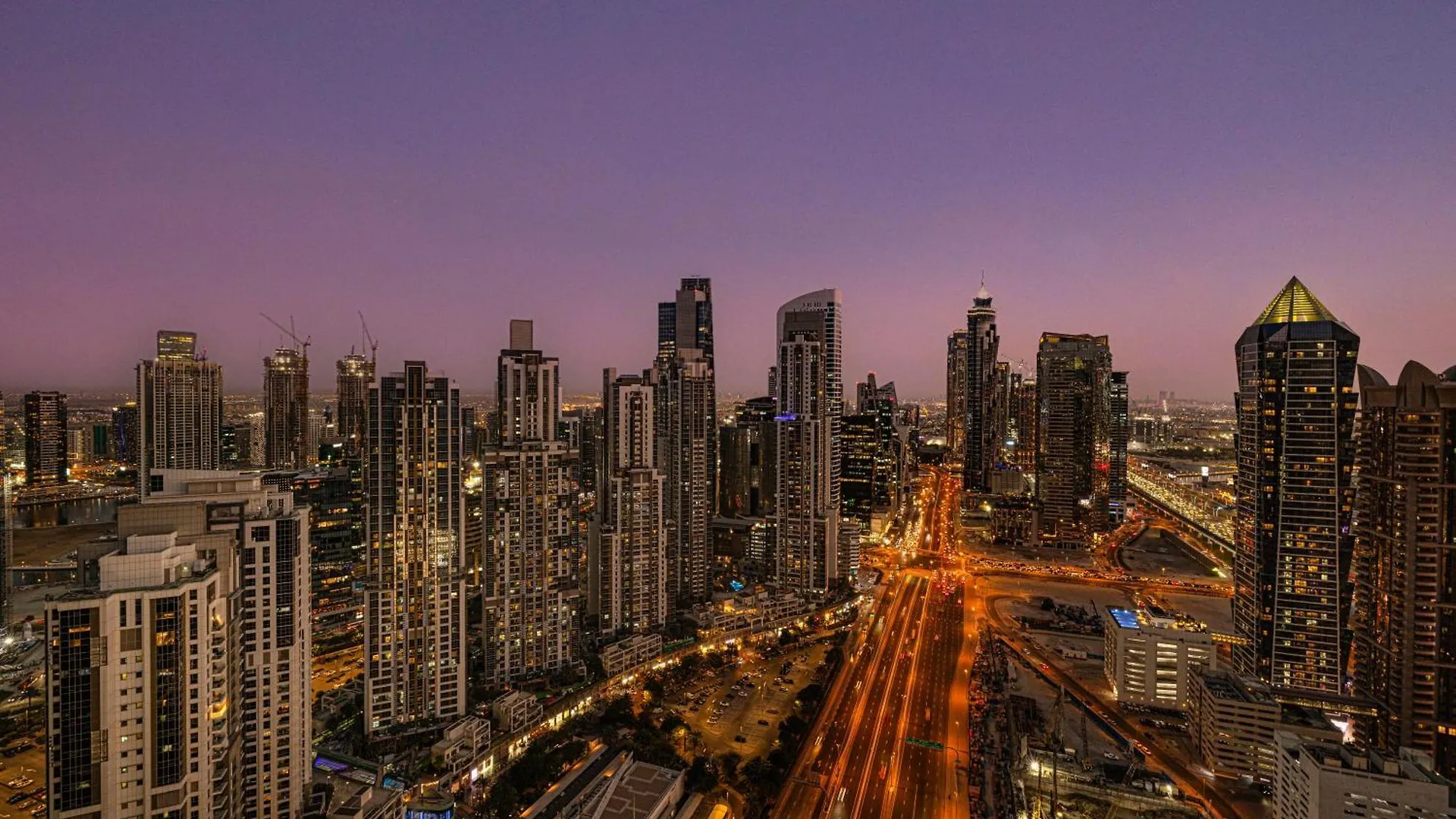 Luxe 2Br With Burj Khalifa View & Infinity Pool Apartment Dubai