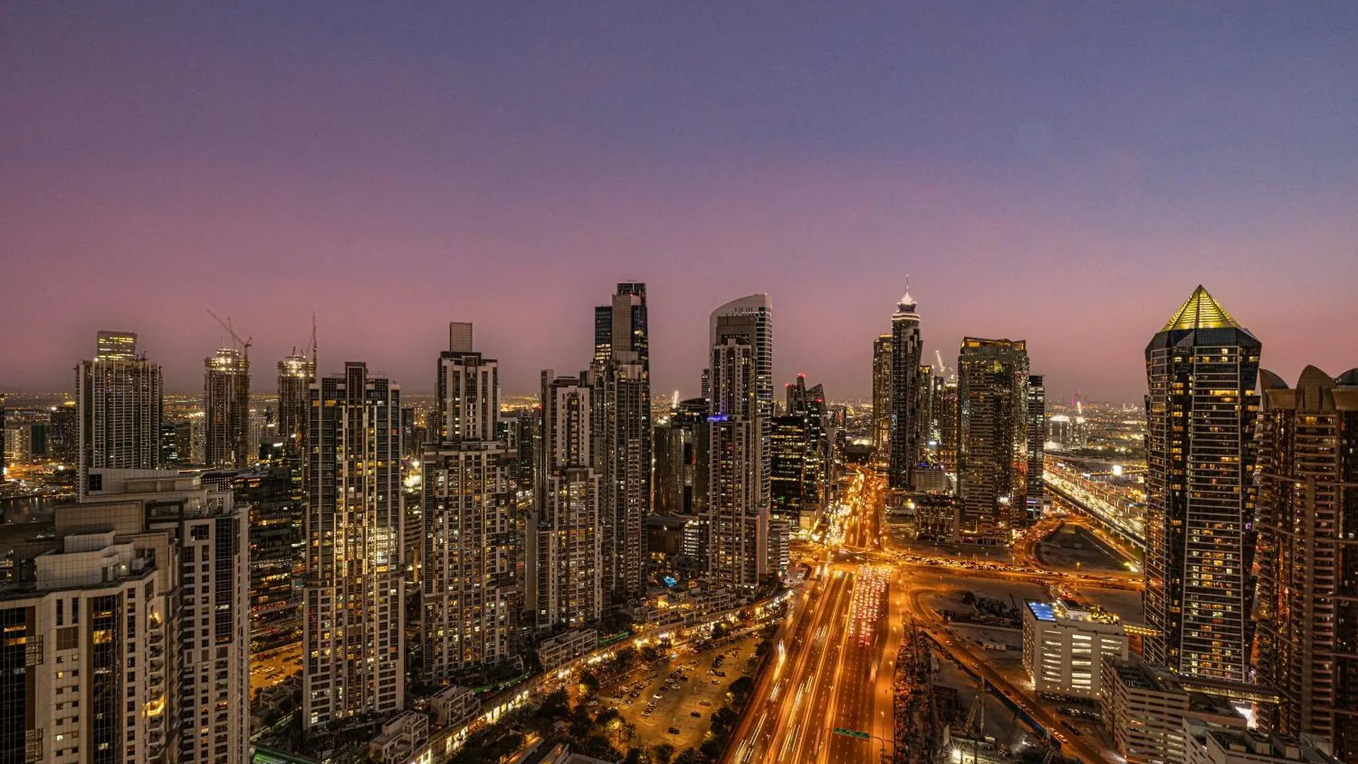 Luxe 2Br With Burj Khalifa View & Infinity Pool Apartment Dubai